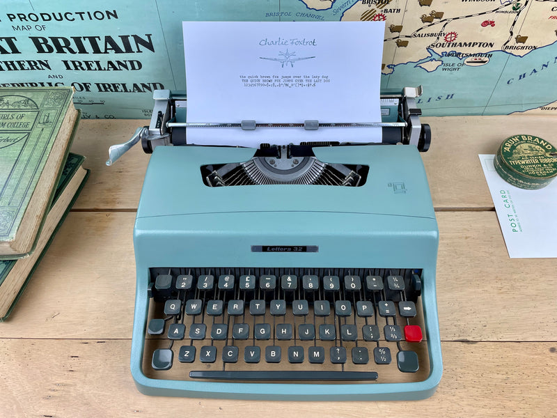 Olivetti Lettera 32 Typewriter