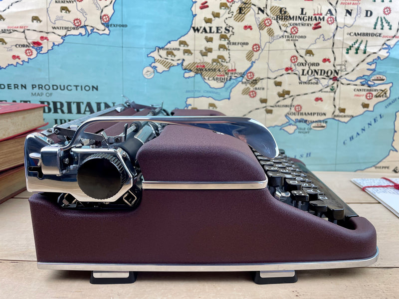 Typewriter, 1955 Olympia SM3