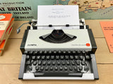 Olympia Traveller de Luxe S Typewriter