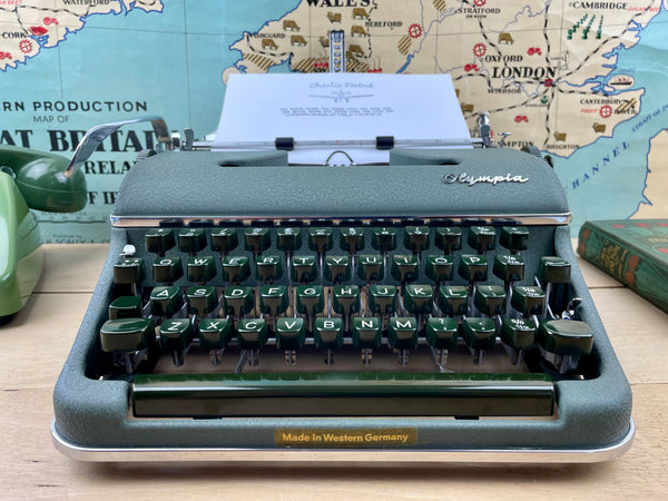 Typewriter, 1958 Olympia SM 2