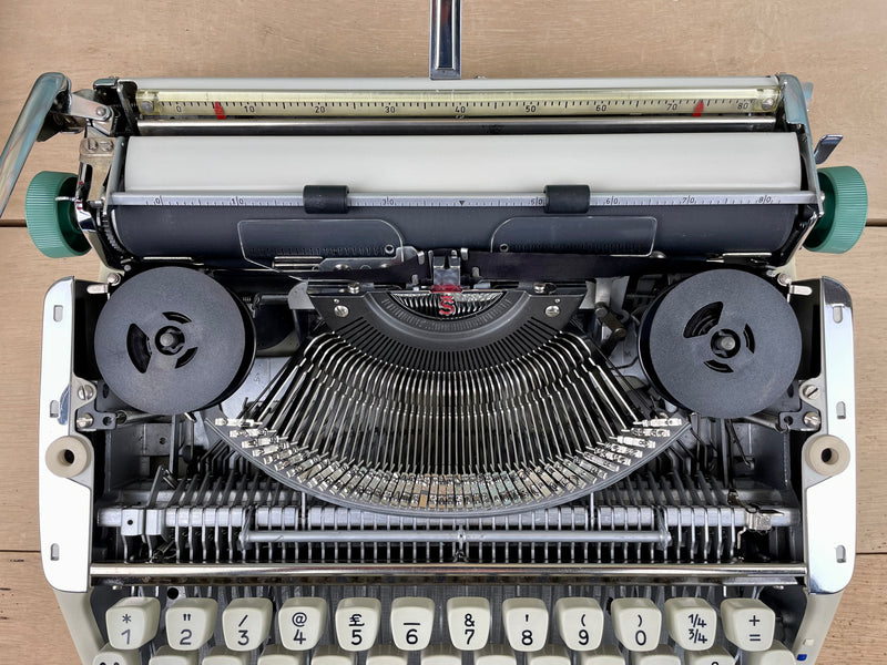 Typewriter, 1965 Olympia Splendid 66