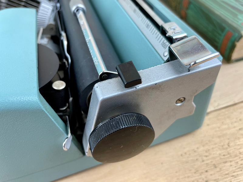 Typewriter, 1967 Olivetti Lettera 32