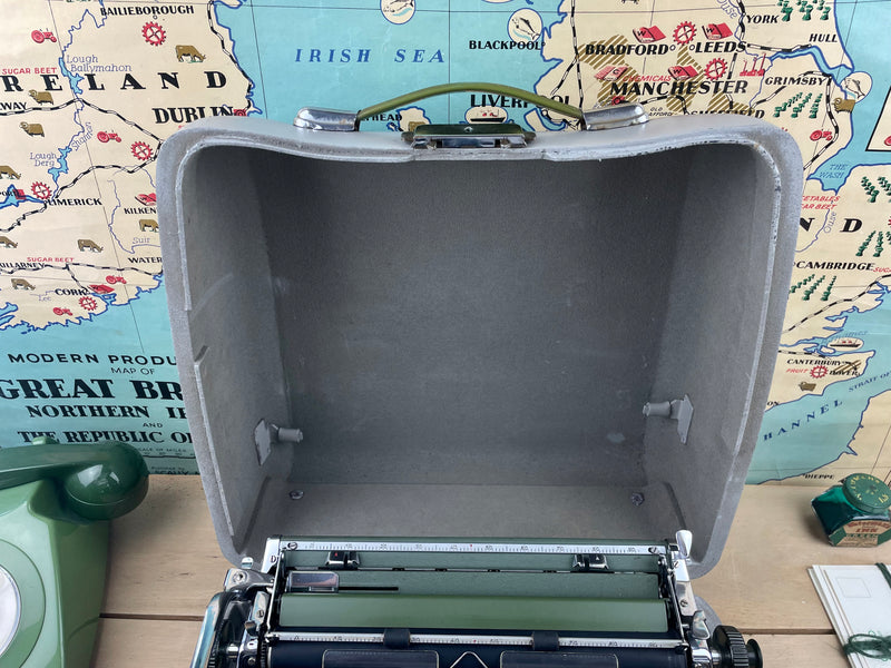 Typewriter, 1956 Olympia SM3