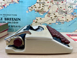 Typewriter, 1959 Olympia Splendid 33