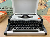 Typewriter, Olympia Traveller de Luxe S