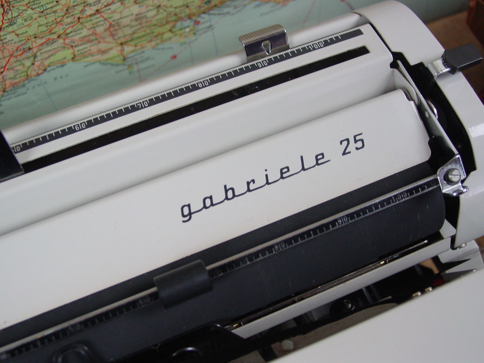 Adler Triumph Gabriele 25 – Charlie Foxtrot Vintage