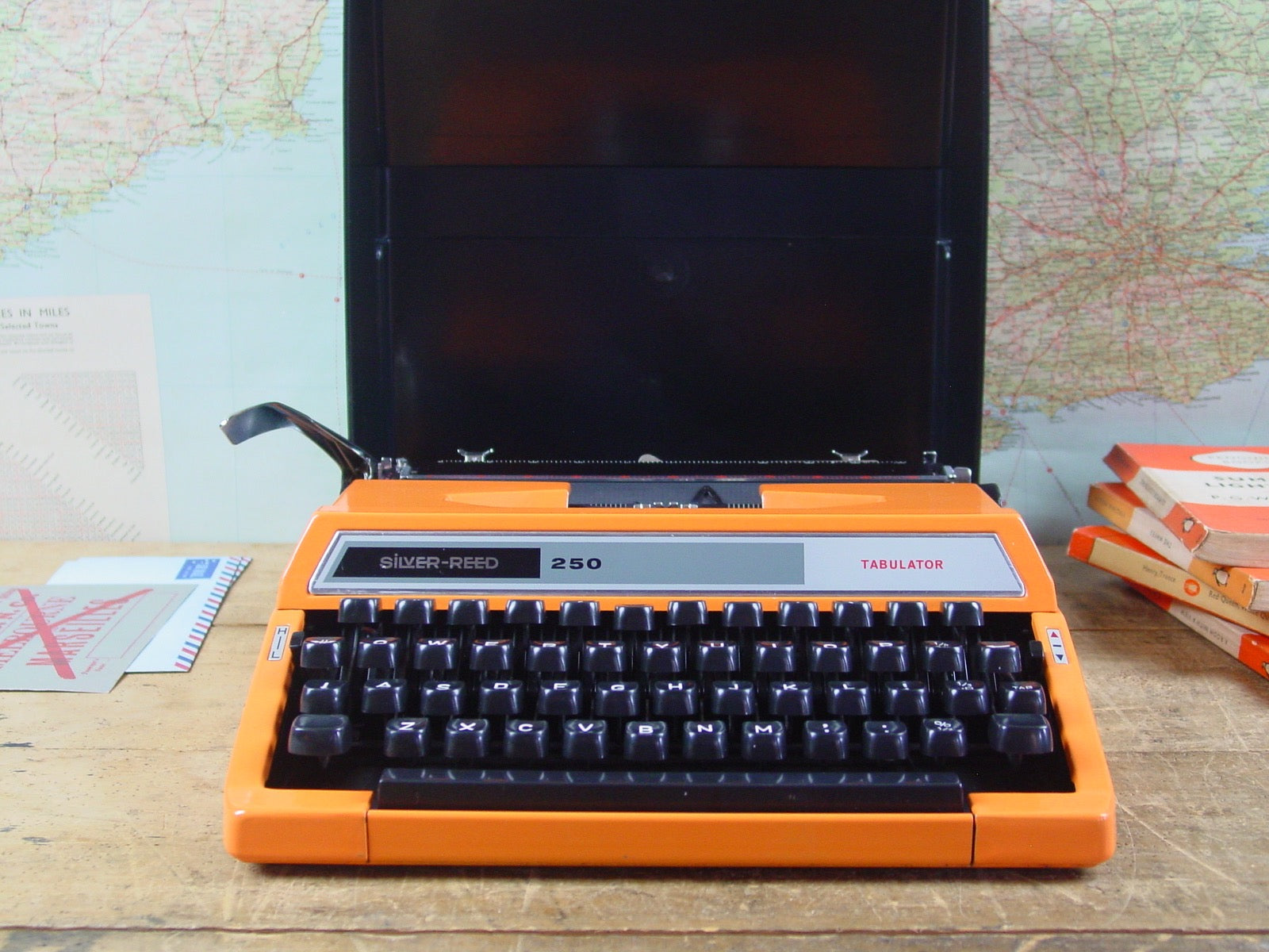 美術品・アンティーク・コレクション SILVER-REED SR-250 タイプライター