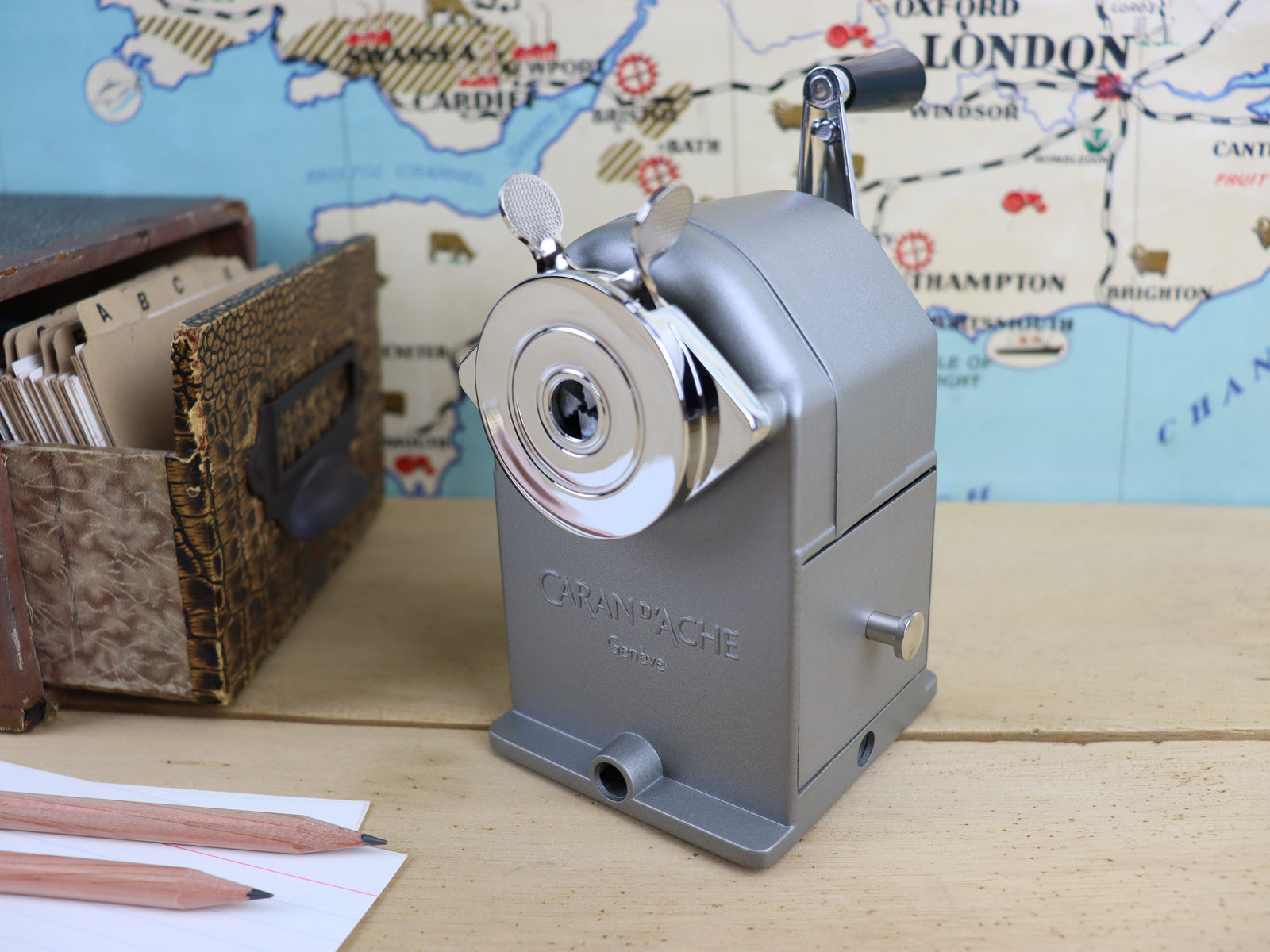 Best hand crank pencil sharpener discount