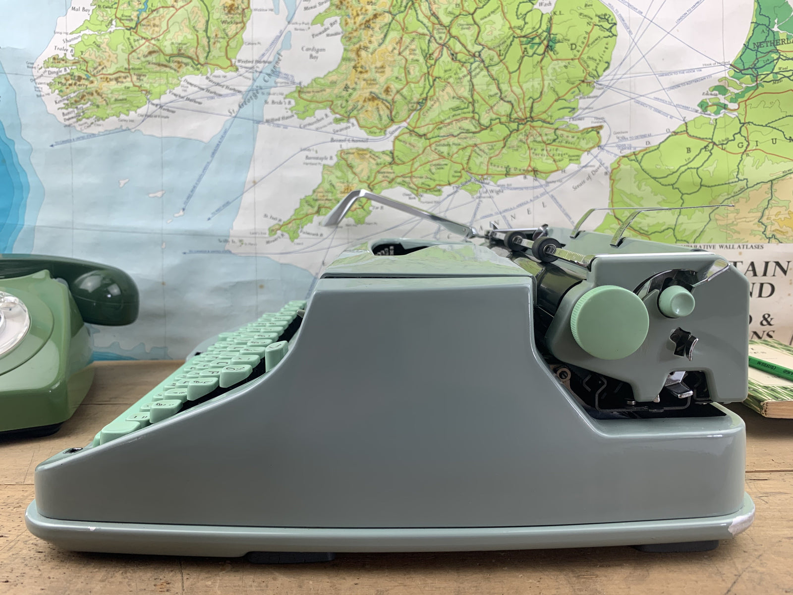 Hermes Media – Charlie Foxtrot Vintage
