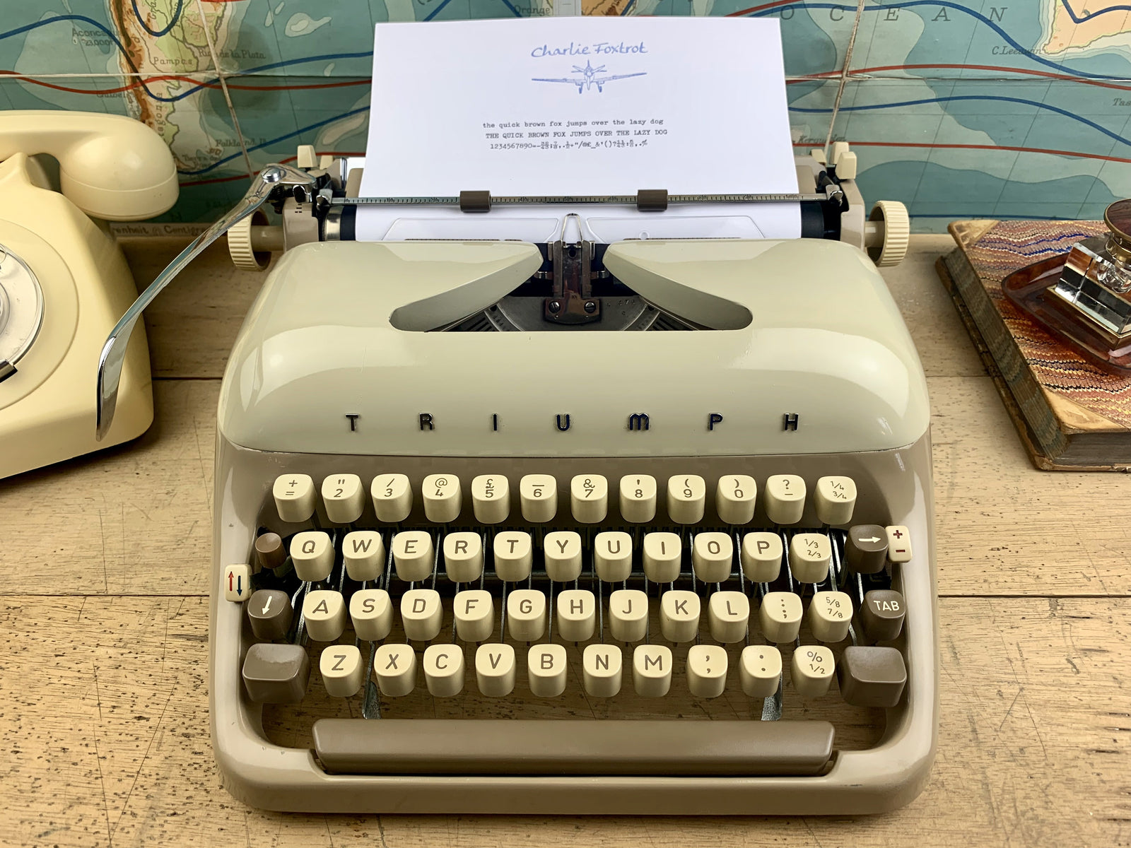 Triumph Perfekt – Charlie Foxtrot Vintage