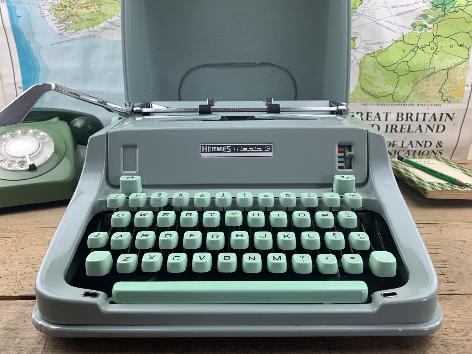Hermes Media – Charlie Foxtrot Vintage
